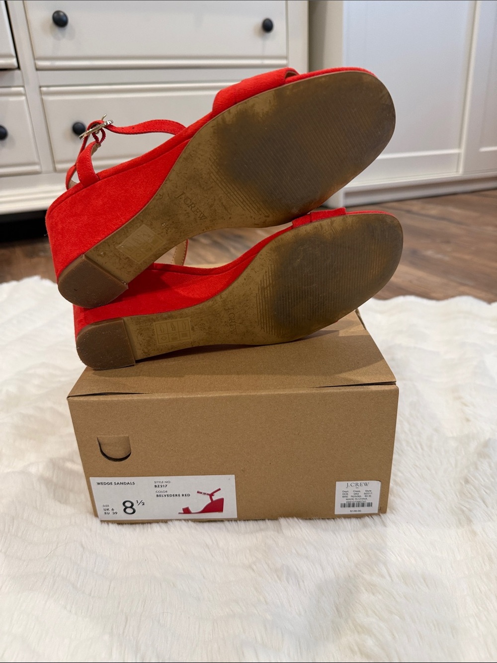 Like New J.Crew Size 8.5 Wedge Sandals in Belvedere Red
$138 BZ217 - Picture 5 of 6